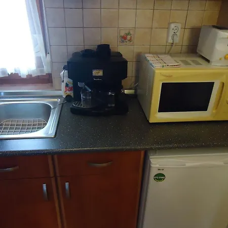 Alabastrom Apartman *