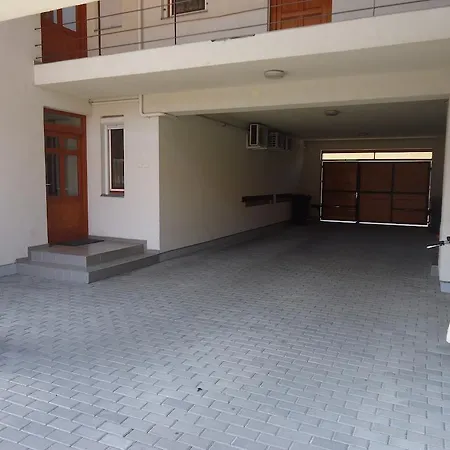 Alabastrom Apartman Gyula