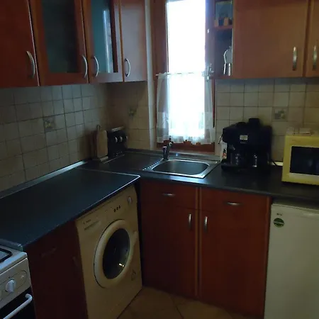 Alabastrom Apartman *
